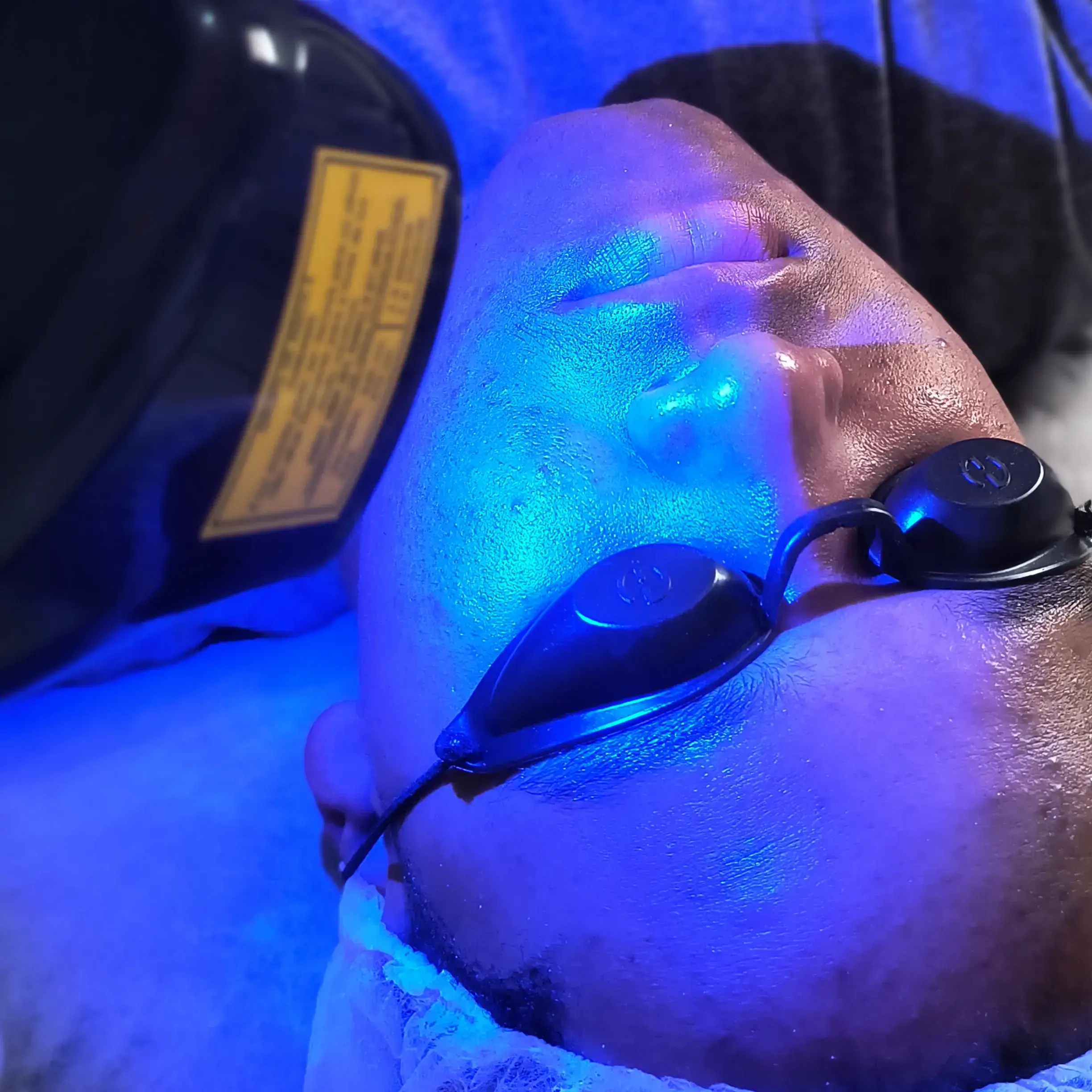 Cuidados faciais em cabine estetica